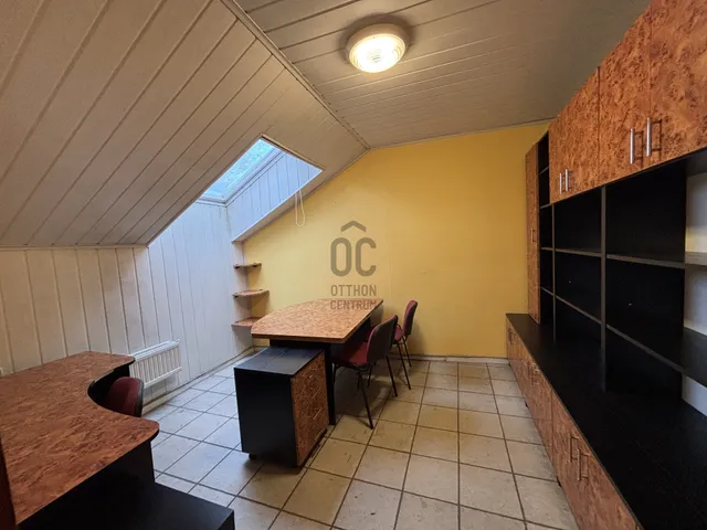 Eladó kereskedelmi és ipari ingatlan Nyíregyháza, Belváros 25 nm