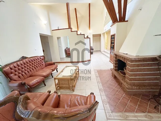 Eladó ház Nyíregyháza, Oros 200 nm