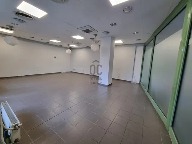 Kiadó kereskedelmi és ipari ingatlan Nyíregyháza, Belváros 50 nm