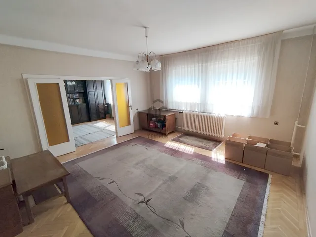 Eladó ház Nyíregyháza, Hímes 154 nm