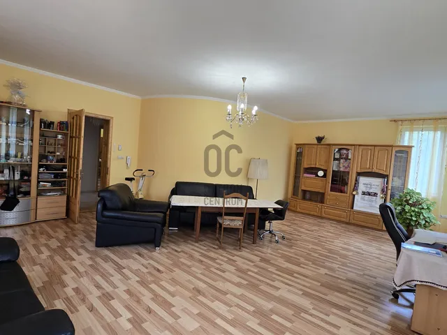 Eladó ház Nyíregyháza, Kertváros 272 nm