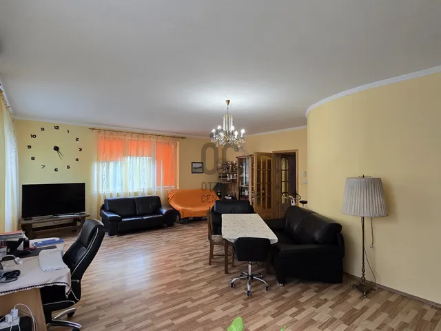Eladó ház Nyíregyháza, Kertváros 272 nm