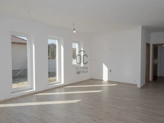 Eladó ház Nyíregyháza, Borbánya 1222 nm