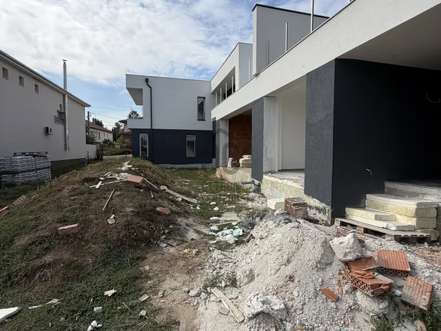 Eladó ház Nyíregyháza, Sóstógyógyfürdő 145 nm
