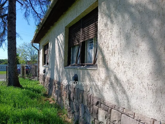 Eladó ház Karácsond 101 nm