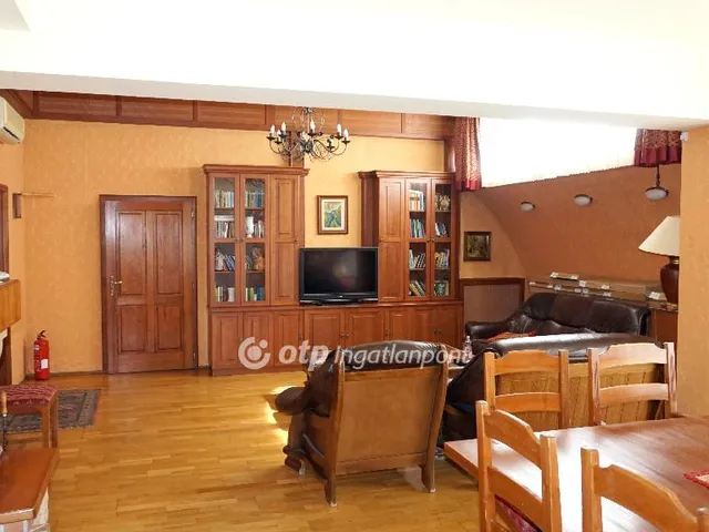 Eladó ház Hatvan 377 nm
