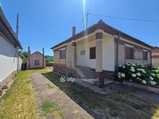 Eladó ház Szajla 100 nm