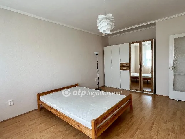 Kiadó lakás Eger, Társasházi környezet 49 nm