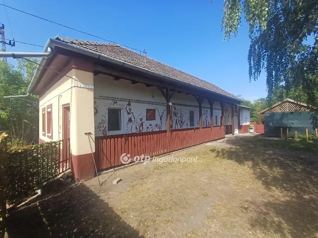 Eladó ház Kömlő 72 nm