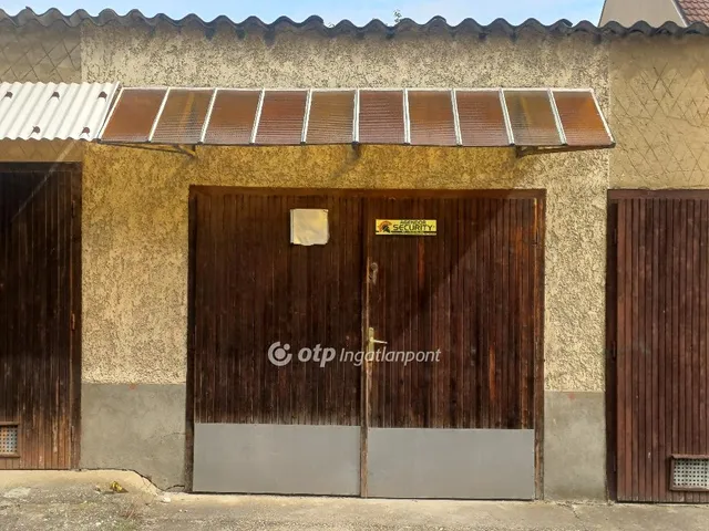 Eladó garázs Eger 18 nm