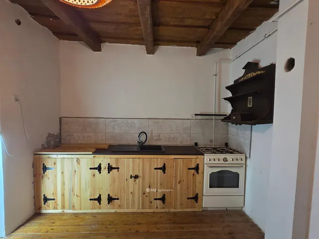 Eladó ház Feldebrő 72 nm