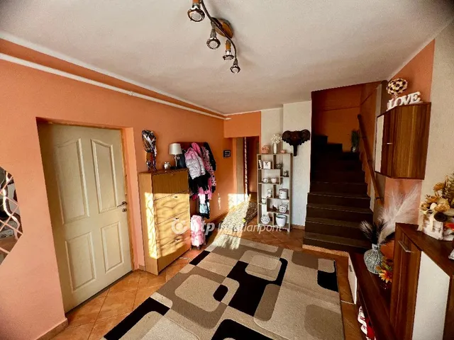 Eladó ház Füzesabony 180 nm