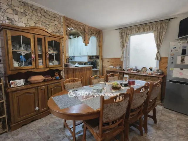 Eladó ház Felsőtárkány 136 nm