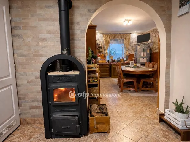 Eladó ház Felsőtárkány 136 nm