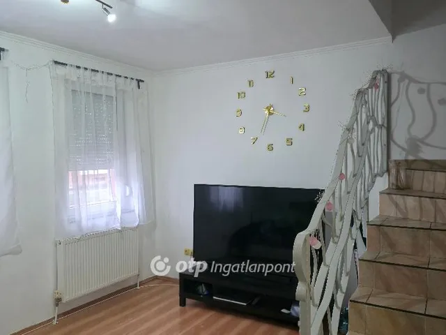 Eladó lakás Eger 71 nm