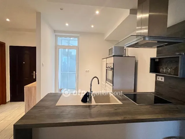 Eladó lakás Debrecen 95 nm