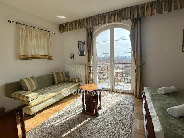 Eladó kereskedelmi és ipari ingatlan Eger 220 nm