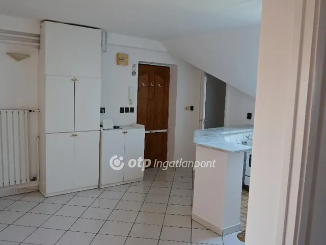 Eladó lakás Gyöngyös 87 nm