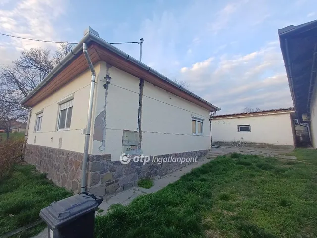 Eladó ház Kisnána 81 nm