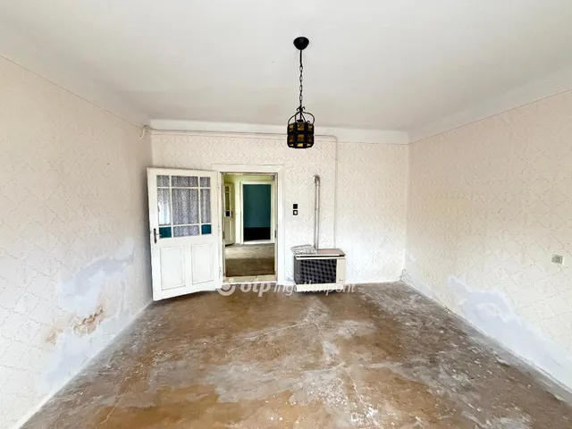 Eladó ház Kál 110 nm