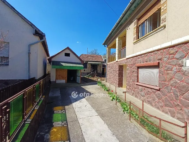 Eladó ház Bükkszék 3 nm