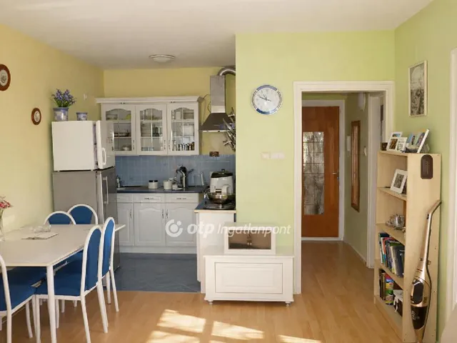 Eladó lakás Gyöngyös 34 nm