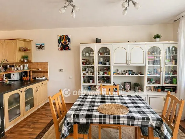 Eladó ház Eger 89 nm