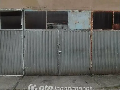 Eladó garázs Eger 18 nm