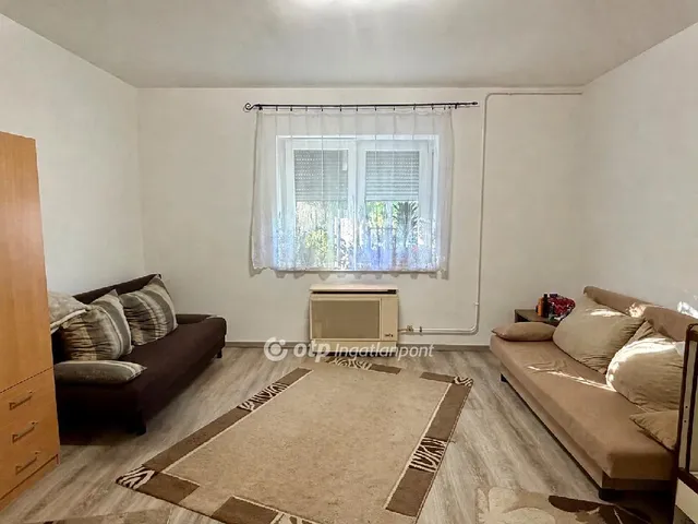 Eladó ház Erdőtelek 73 nm