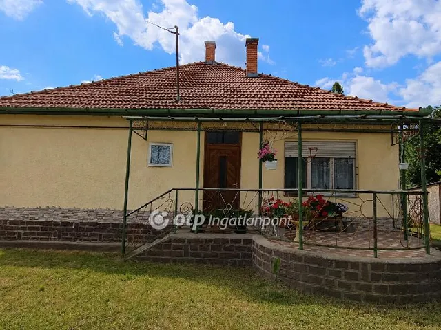 Eladó ház Recsk 71 nm