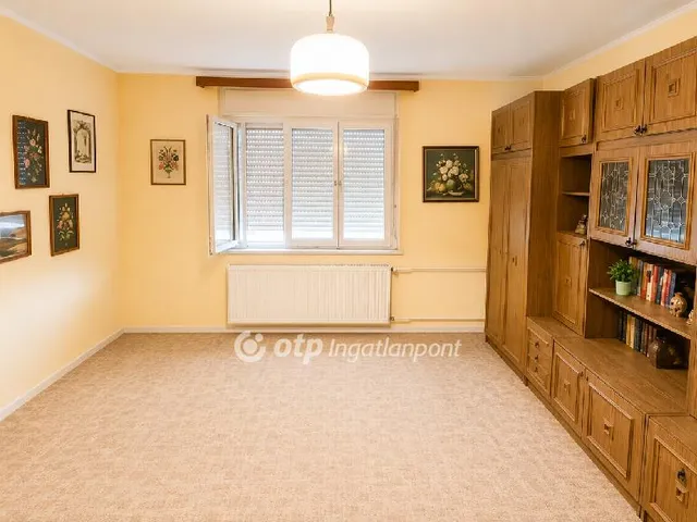 Eladó ház Szilvásvárad 270 nm