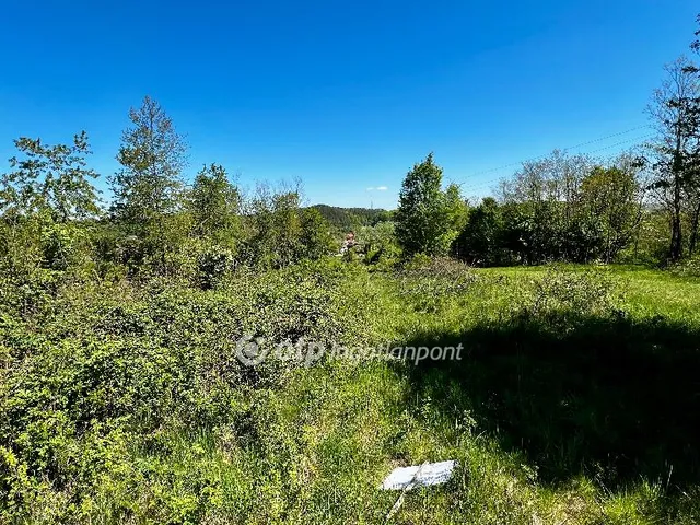 Eladó telek Parád 1326 nm