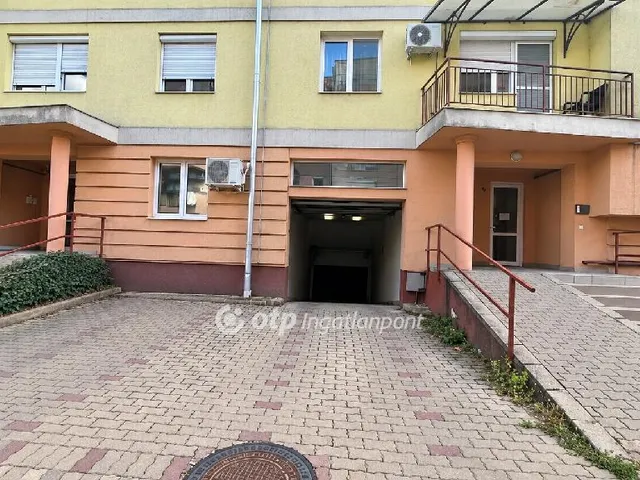 Eladó garázs Eger 13 nm