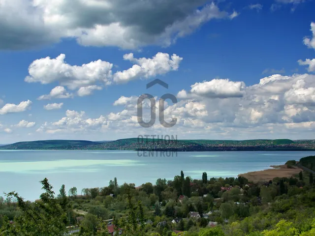 Eladó telek Balatonalmádi 2206 nm