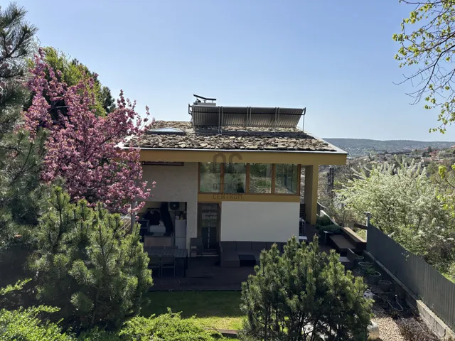 Eladó ház Budaörs 255 nm