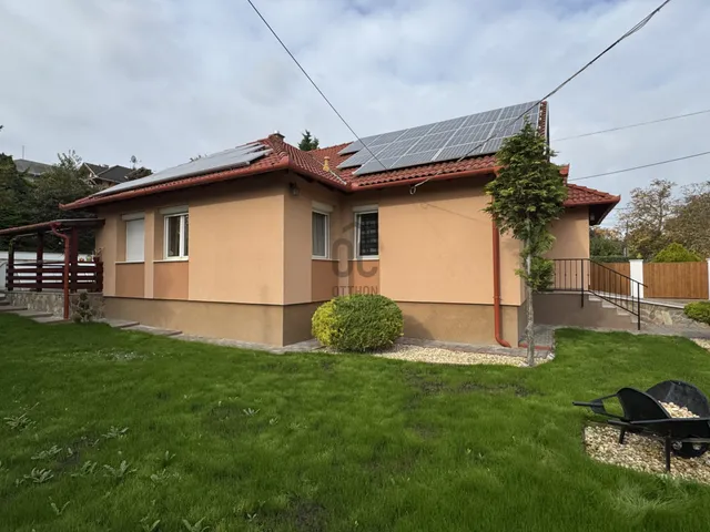 Eladó ház Érd, Fenyves-Parkváros 144 nm