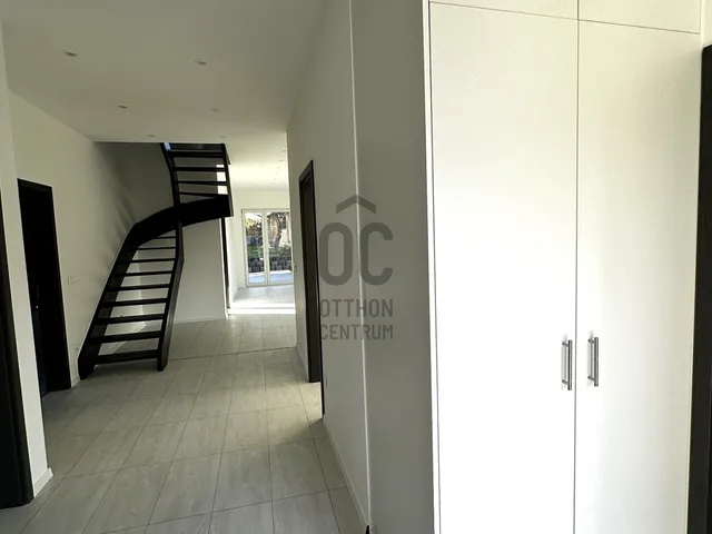 Eladó ház Telki 142 nm