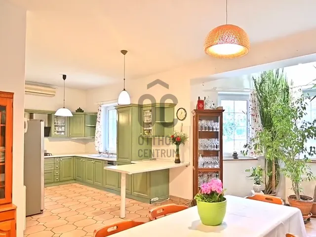 Eladó ház Telki 470 nm