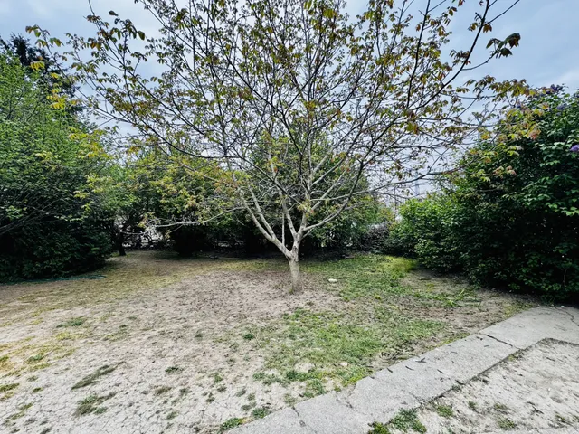 Eladó telek Budapest XI. kerület, Madárhegy 900 nm