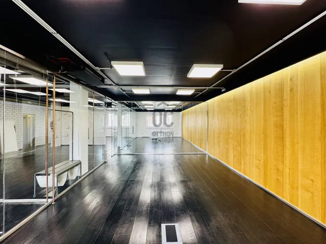 Kiadó kereskedelmi és ipari ingatlan Budapest I. kerület 170 nm