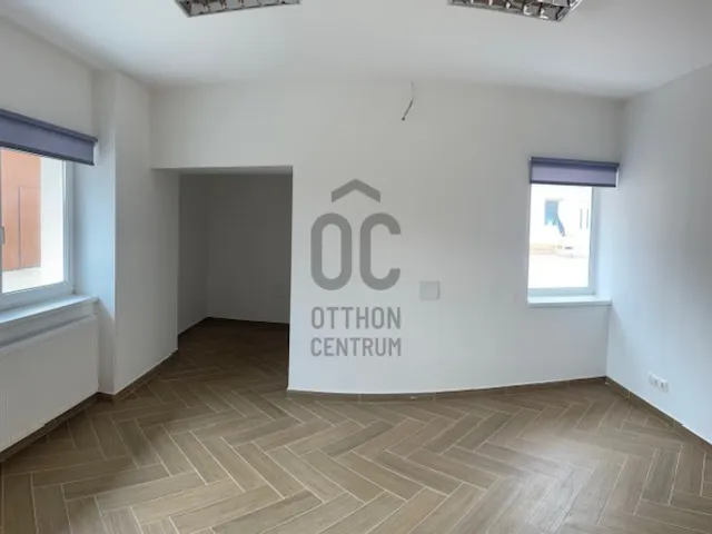 Kiadó kereskedelmi és ipari ingatlan Budaörs 144 nm