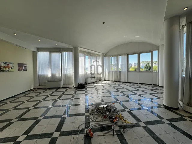 Kiadó kereskedelmi és ipari ingatlan Budaörs 150 nm