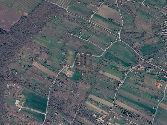 Eladó telek Tök 2662 nm