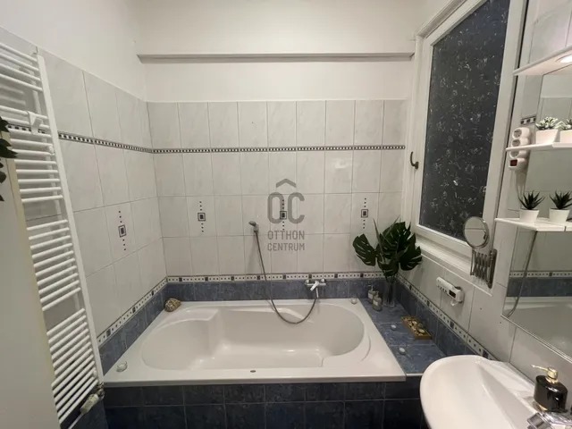 Eladó lakás Budapest VIII. kerület 102 nm