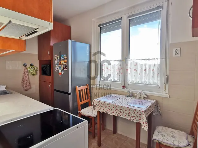 Eladó lakás Oroszlány 49 nm