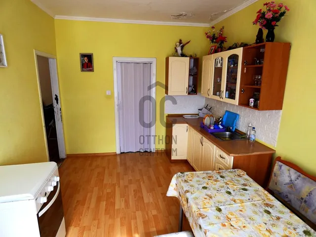 Eladó ház Almásfüzitő 121 nm