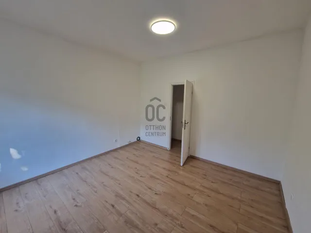 Eladó lakás Tatabánya, Újváros 48 nm