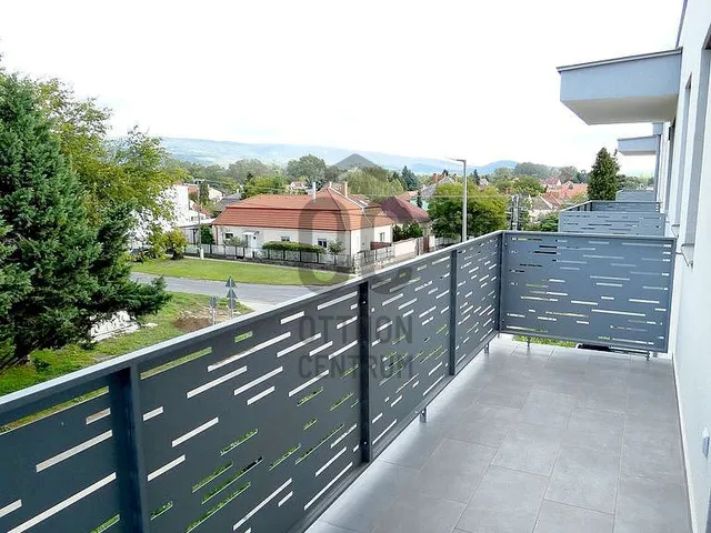 Kiadó lakás Tata, Kertváros 72 nm