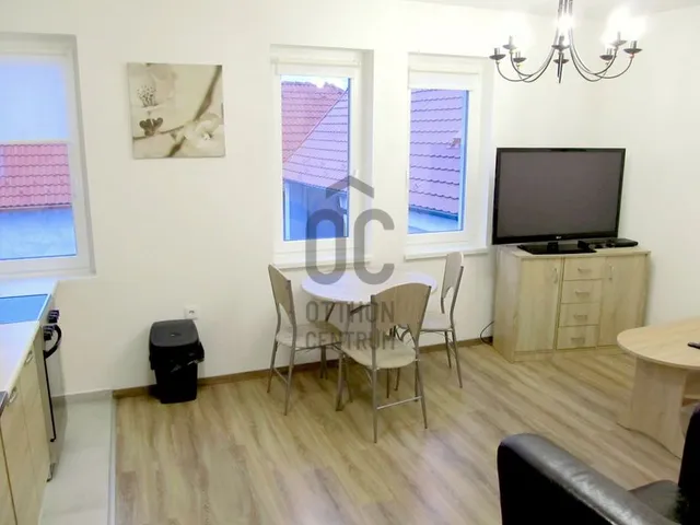 Kiadó lakás Tata 77 nm