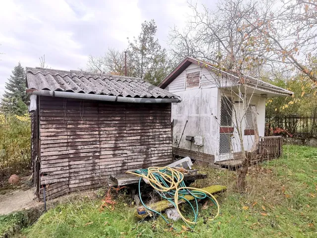 Eladó telek Tata 9 nm